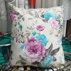 ბალიში დეკორატიული