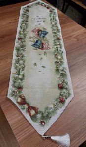 საახალწლო მაგიდის რანერი